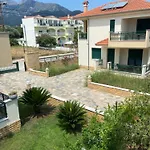 Alexander Seaside Holiday home